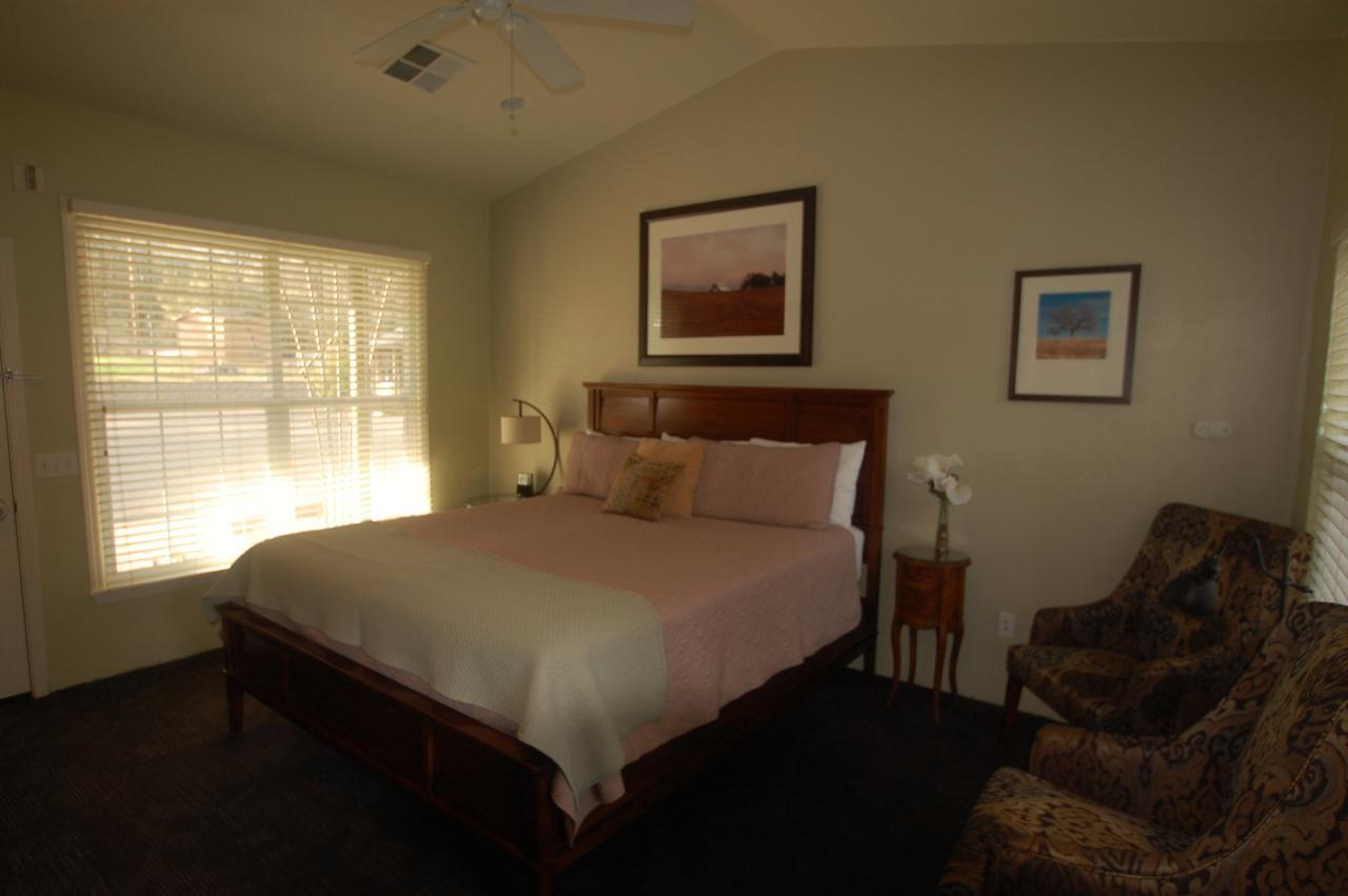 Queen'S Inn By The River Oakhurst Exteriér fotografie