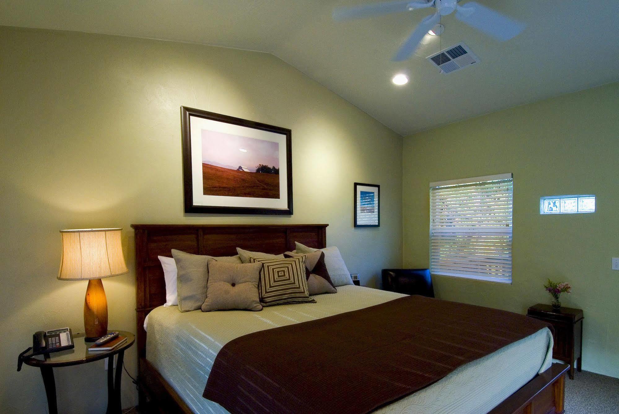 Queen'S Inn By The River Oakhurst Exteriér fotografie