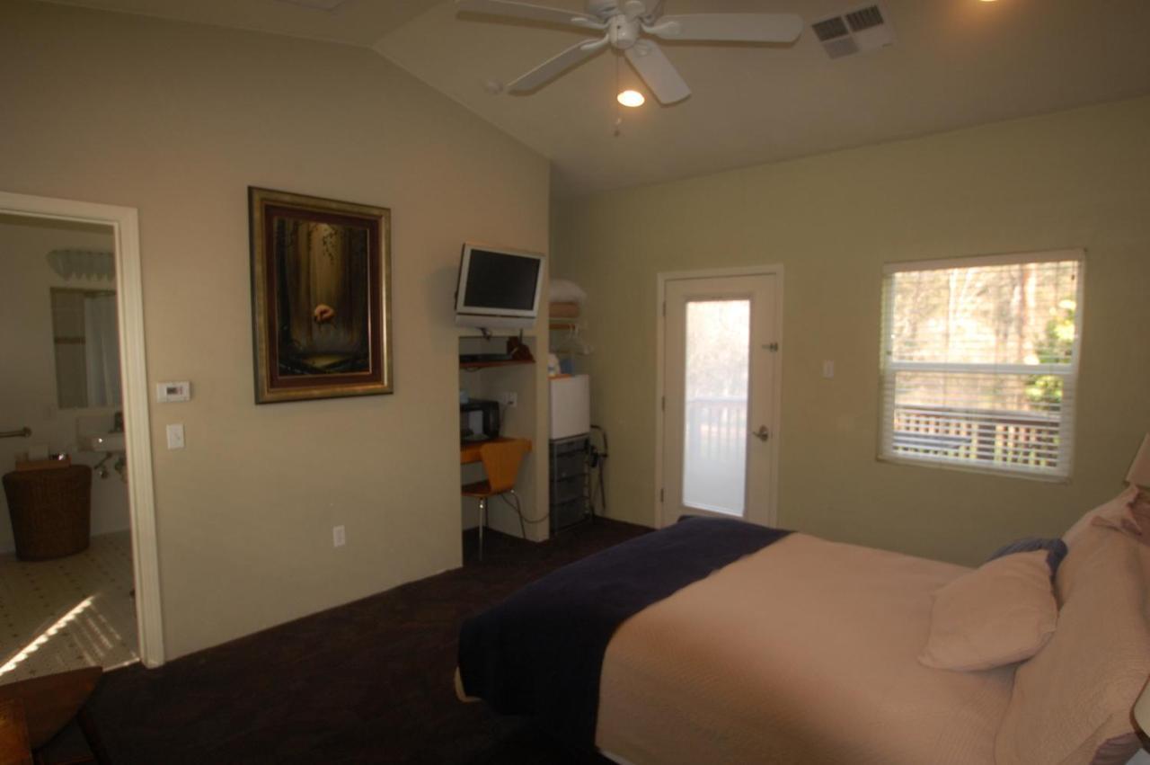 Queen'S Inn By The River Oakhurst Exteriér fotografie